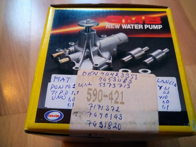 FIAT, Lancia Vesipumppu GMB 590-421