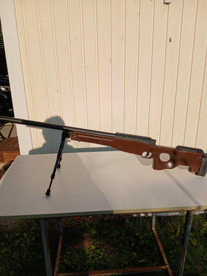 Airsoft Tarkkuuskivääri MB-01