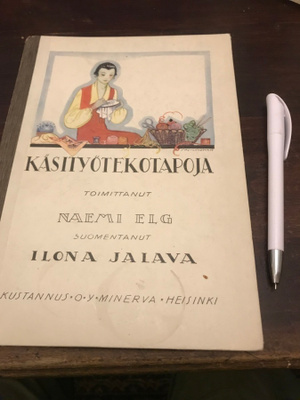 Naemi Elg:Käsityötekotapoja vuodelta 1927