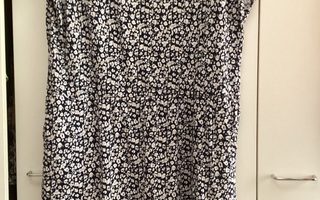 Pola hihaton mekko L 44/46