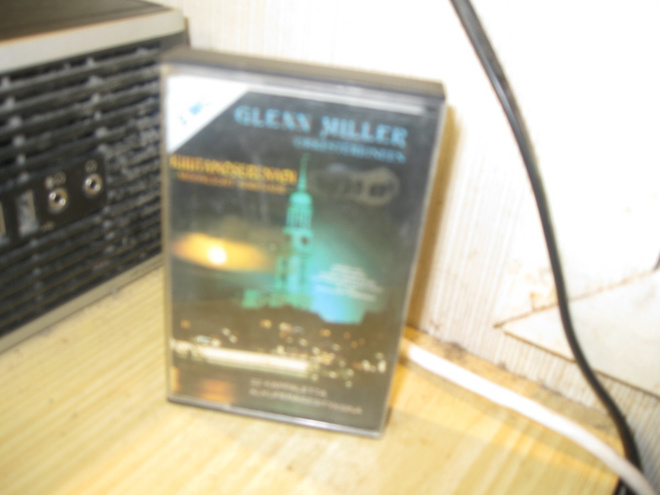 Glenn Miller Orkestereineen - Kuutamoserenadi