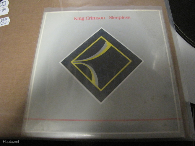 KING CRIMSON - SLEEPLESS / NUAGES 7'' 1988 HOLLANTI EX+/EX-