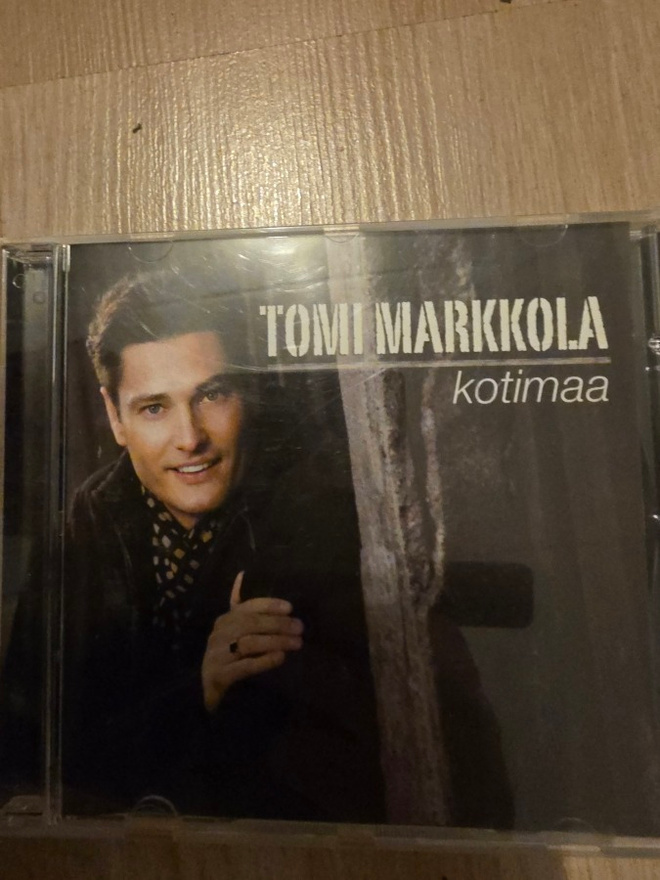 Tomi Markkola - Kotimaa