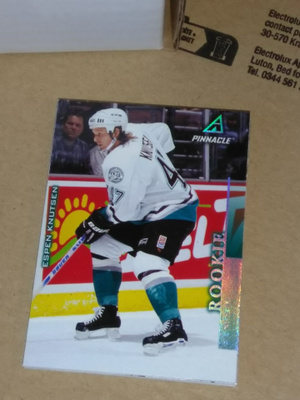Pinnacle hockey 1997-1998 täysi sarja peruskortteja1-200
