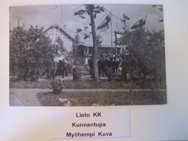 VANHA Postikortti Lieto Kirkonkylä Suomen Lippu ym 1920-l