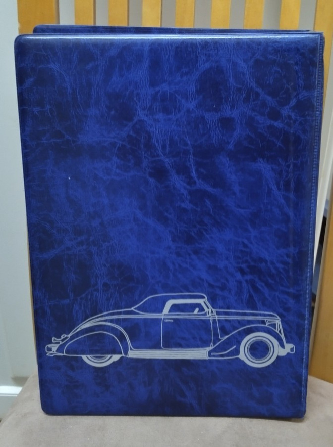 V8 - Magazine -lehdet kansiossa 1986