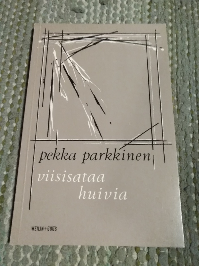 Pekka Parkkinen: Viisisataa huivia
