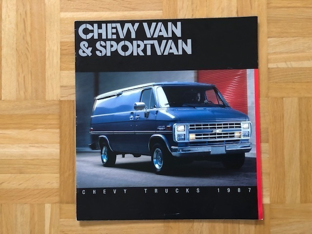 Esite Chevrolet Chevy Van & Sportvan 1987. GM USA