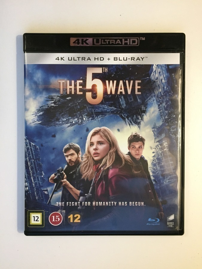 The 5th Wave (4K Ultra HD + Blu-ray) Chloë Grace Moretz 2016