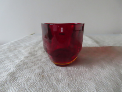Iittala/Tris-tuikku, punainen