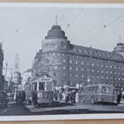 Helsinki, Hakaniemi, Arenan talo, raitiovaunu p. 1953 USA:n - pikkukuva 1