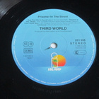 Third World: Prisoner In The Street    LP    1980    Reggae - pikkukuva 3