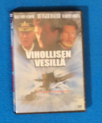 Vihollisen Vesillä