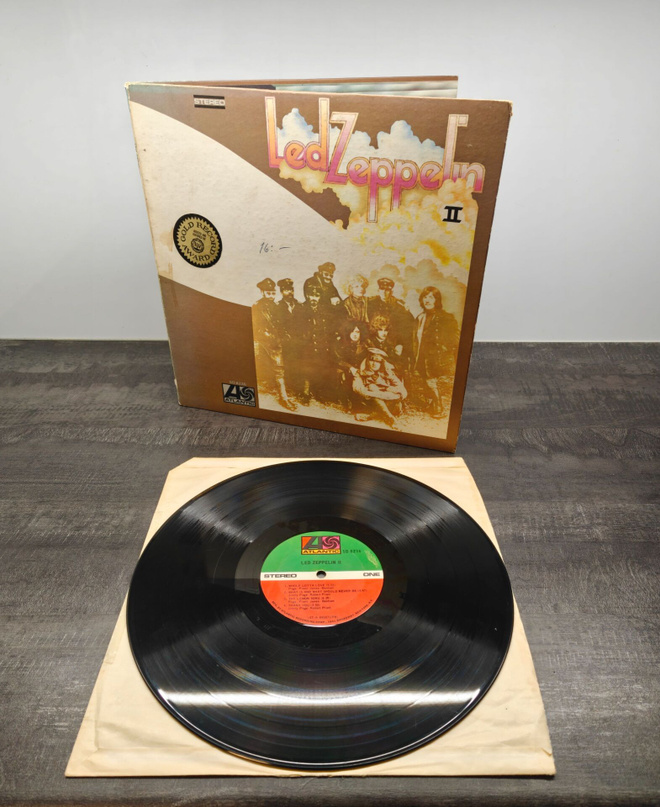 Led Zeppelin - II