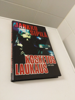 Jarkko Sipilä: Kosketuslaukaus