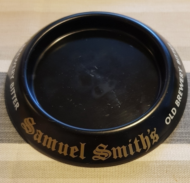 SAMUEL SMITH'S OLD BREWERY BITTER OLUT peltinen tuhkakuppi