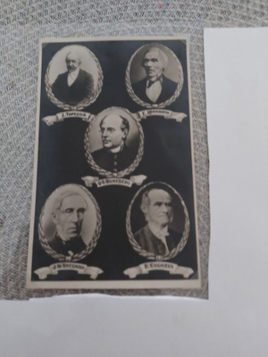 2 Topelius,Lönnrot, Runeberg,Snellman, Cygnaus