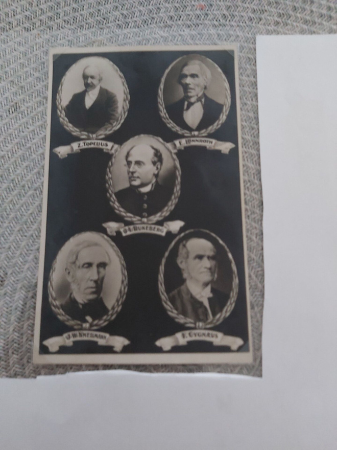 2 Topelius,Lönnrot, Runeberg,Snellman, Cygnaus