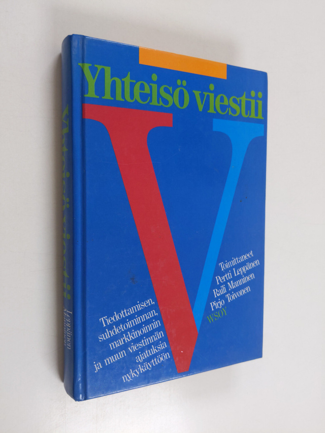 Pertti ym. (toim.) Leppänen : Yhteisö viestii : tiedottam...
