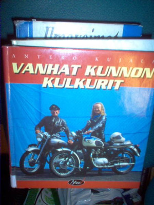 Antero Kujala : Vanhat kunnon kulkurit  ( 1 p. 1997 )