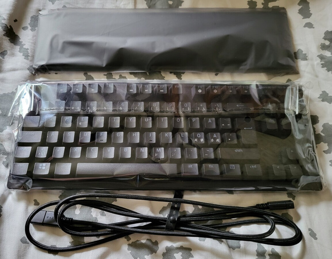 Razer Huntsman V2 TKL pelinäppäimistö