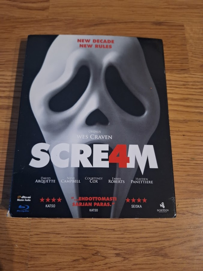 Scream 4-SUOMIJULKAISU