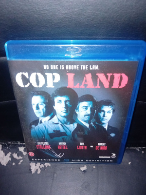 BLU-RAY COP LAND ( SIS POSTIKULU )