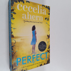 Cecelia Ahern : Perfect - pikkukuva 1