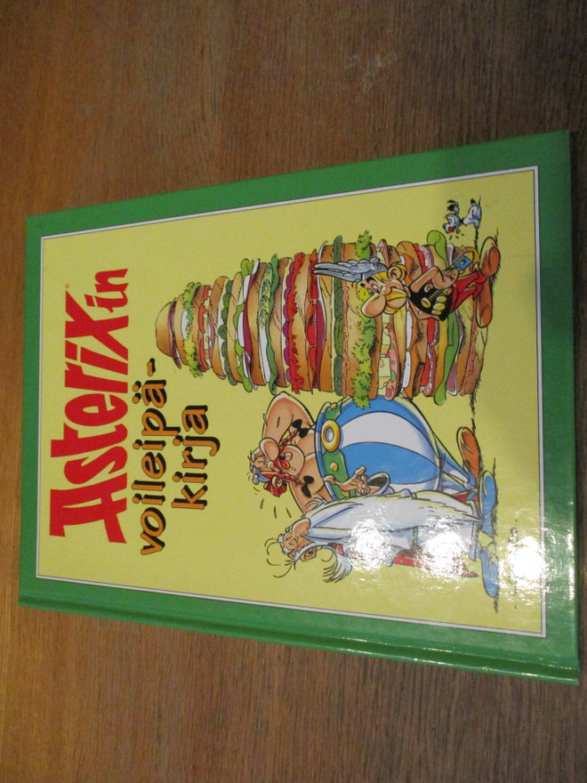 Uderzo : Asterixin voileipäkirja,  1. p. 1996