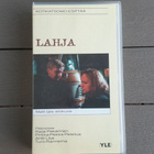 VHS: Lahja (Kaija Pakarinen, O: Matti Ijäs 1997/2001) - pikkukuva 1