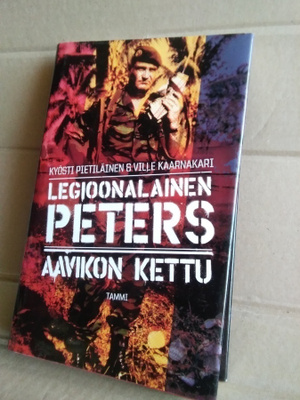 Legioonalainen Peters; Aavikon kettu