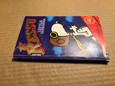 TÄHTIPOKKARI 1 RESSU LENTÄJÄSANKARINA HYVÄ