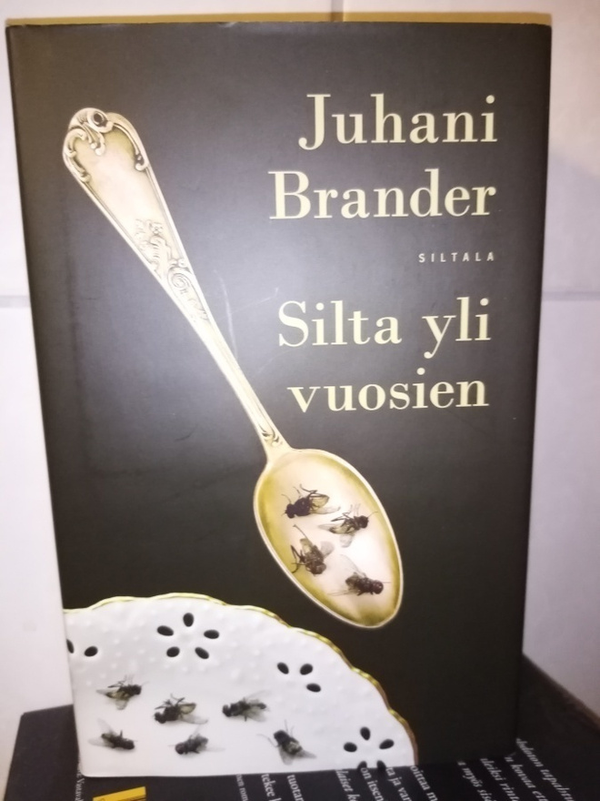 BRANDER :  SILTA YLI VUOSIEN ( SIS POSTIKULU )