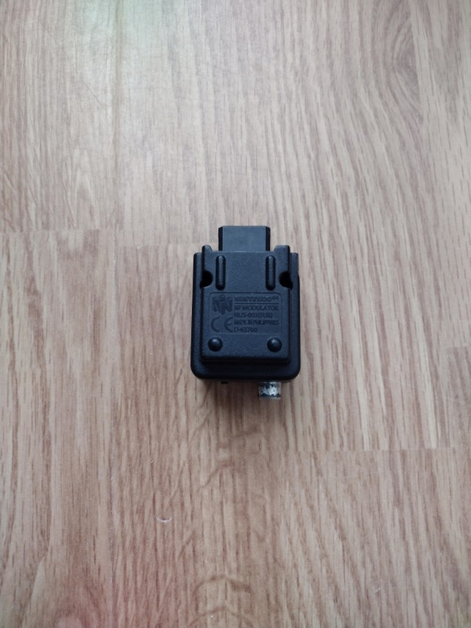 Nintendo 64 RF adapteri
