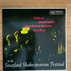The Oscar Peterson Trio -At the Stratford Shekespearean f LP - pikkukuva 1