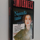 Barbara Michaels : Nummella tuulee - pikkukuva 1