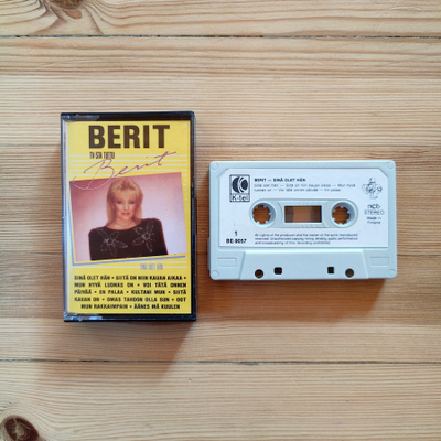 Berit - Sinä Olet Hän c-kasetti