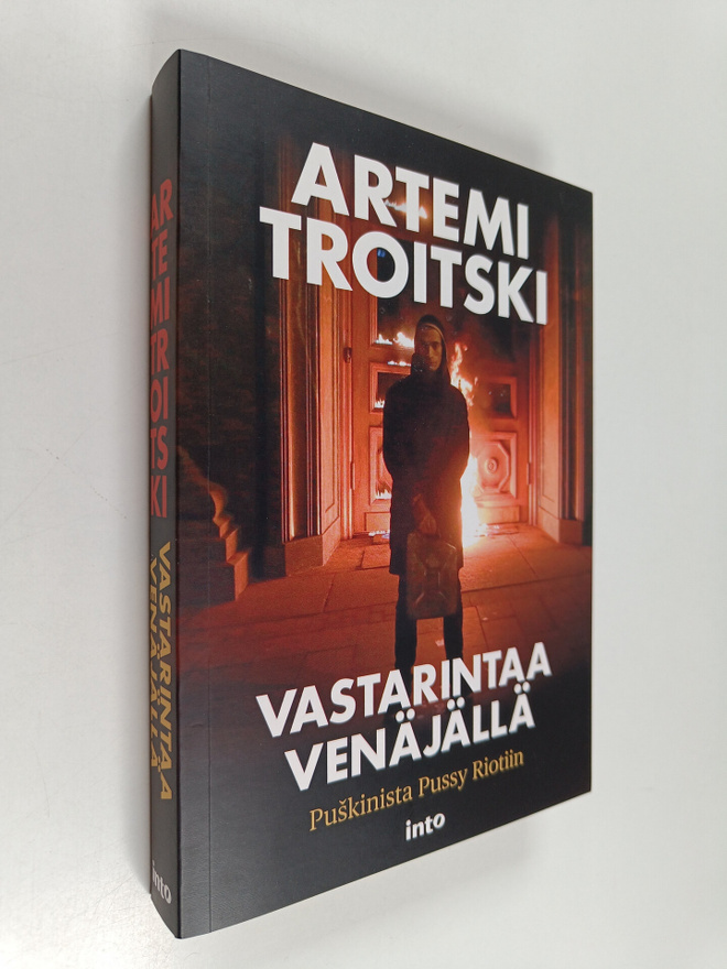 Artemi Troitski : Vastarintaa Venäjällä : Puskinista Puss...