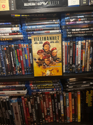 Villihanhet Roger Moore