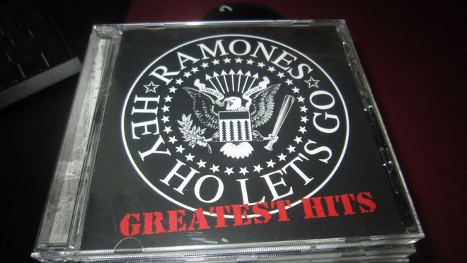 Ramones – Greatest Hits