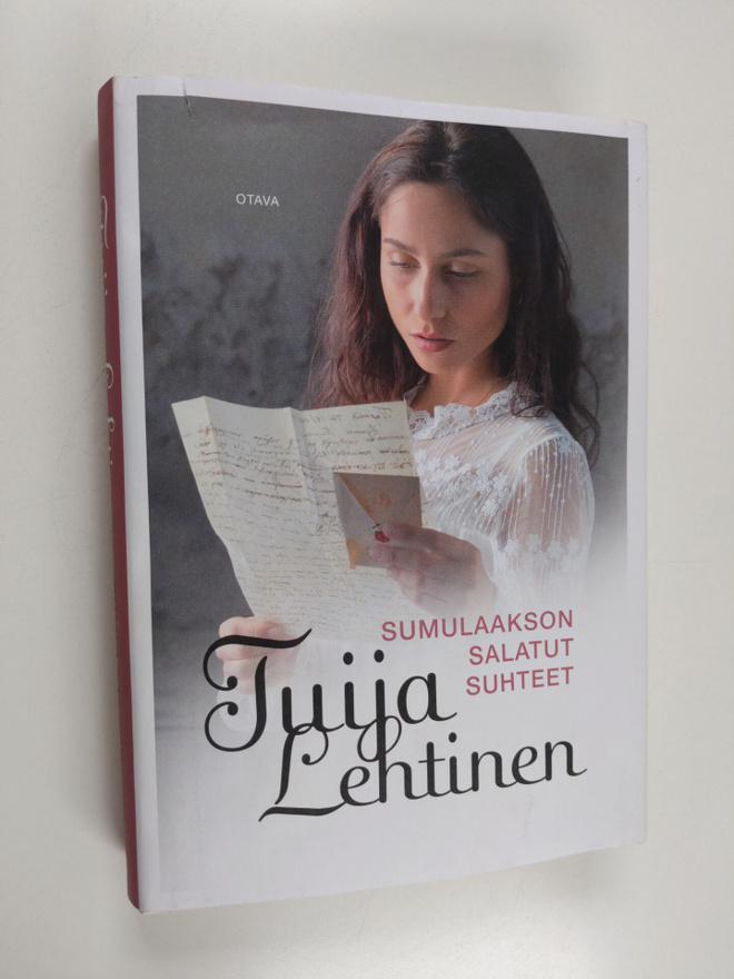 Tuija Lehtinen : Sumulaakson salatut suhteet