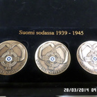 Suomi sodassa  1939 - 1945   Mitalilaatikko  mitaleineen.. - pikkukuva 2