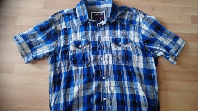Kauluspaita Jack & Jones M-koko.