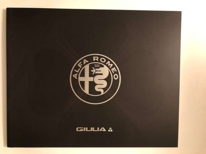 Myyntiesite - Alfa Romeo Giulia - 10/2015