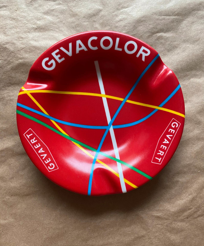Vintage Gevaert Gevacolor Tuhka-astia