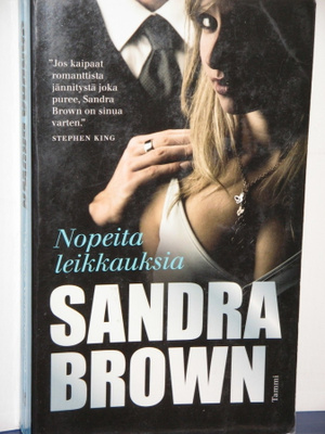 Sandra Brown : Nopeita leikkauksia