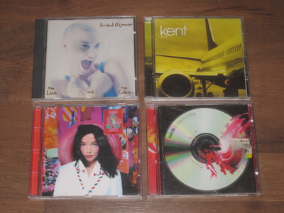 Björk, Suede, Kent & Sinead O'Connor menivät baariin... 4xCD