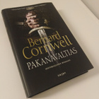Bernard Cornwell: Pakanavaltias - pikkukuva 1