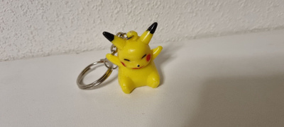 UUSI Pikachu AVAIMENPERÄ