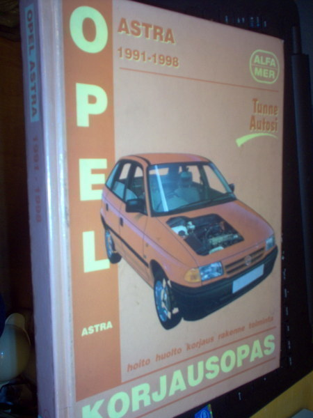 Opel Astra 1991-1998  Korjausopas (Sis.postikulut)